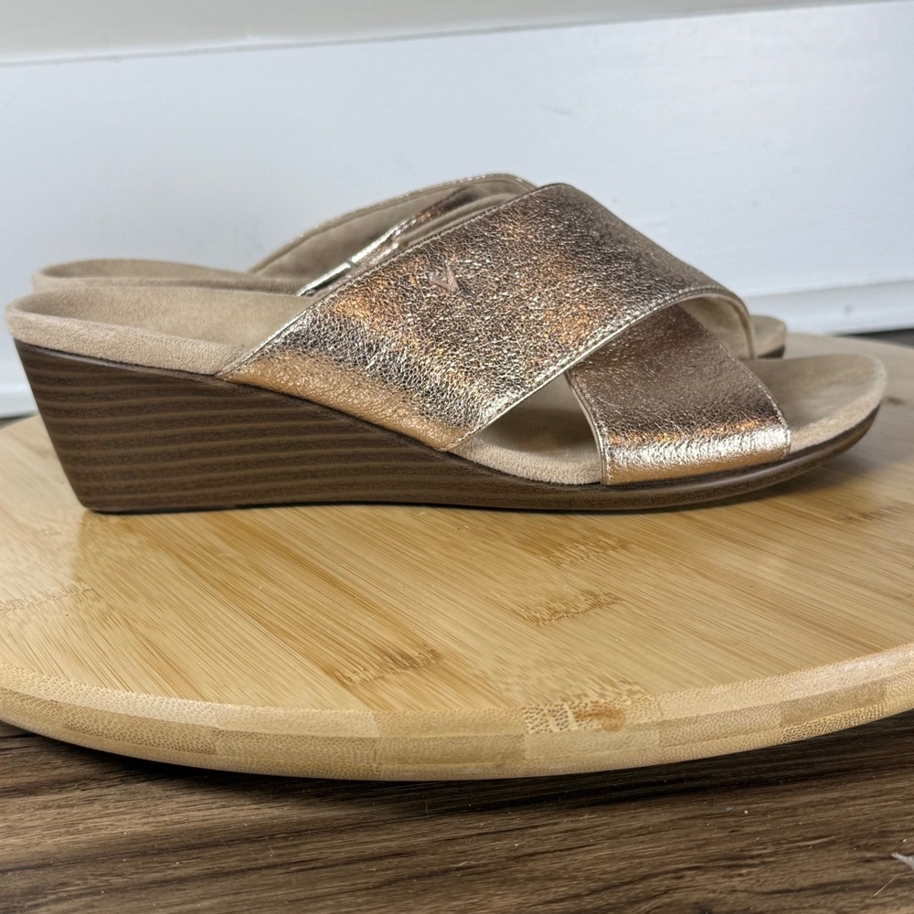 Vionic Kara Wedge Sandal Women 6 Rose Gold Metallic Leather Slide Orthopedic Glm